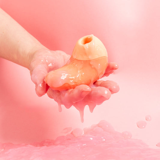 Ona 2-in-1 air pulse & vibrator